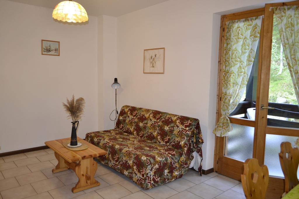 Appartamenti Vacanze Lagolo Lagolo di Calavino Zimmer foto